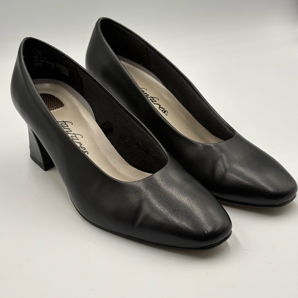 Fanfares Christy Black Faux Leather Block Heel Pumps Women's Size 7W